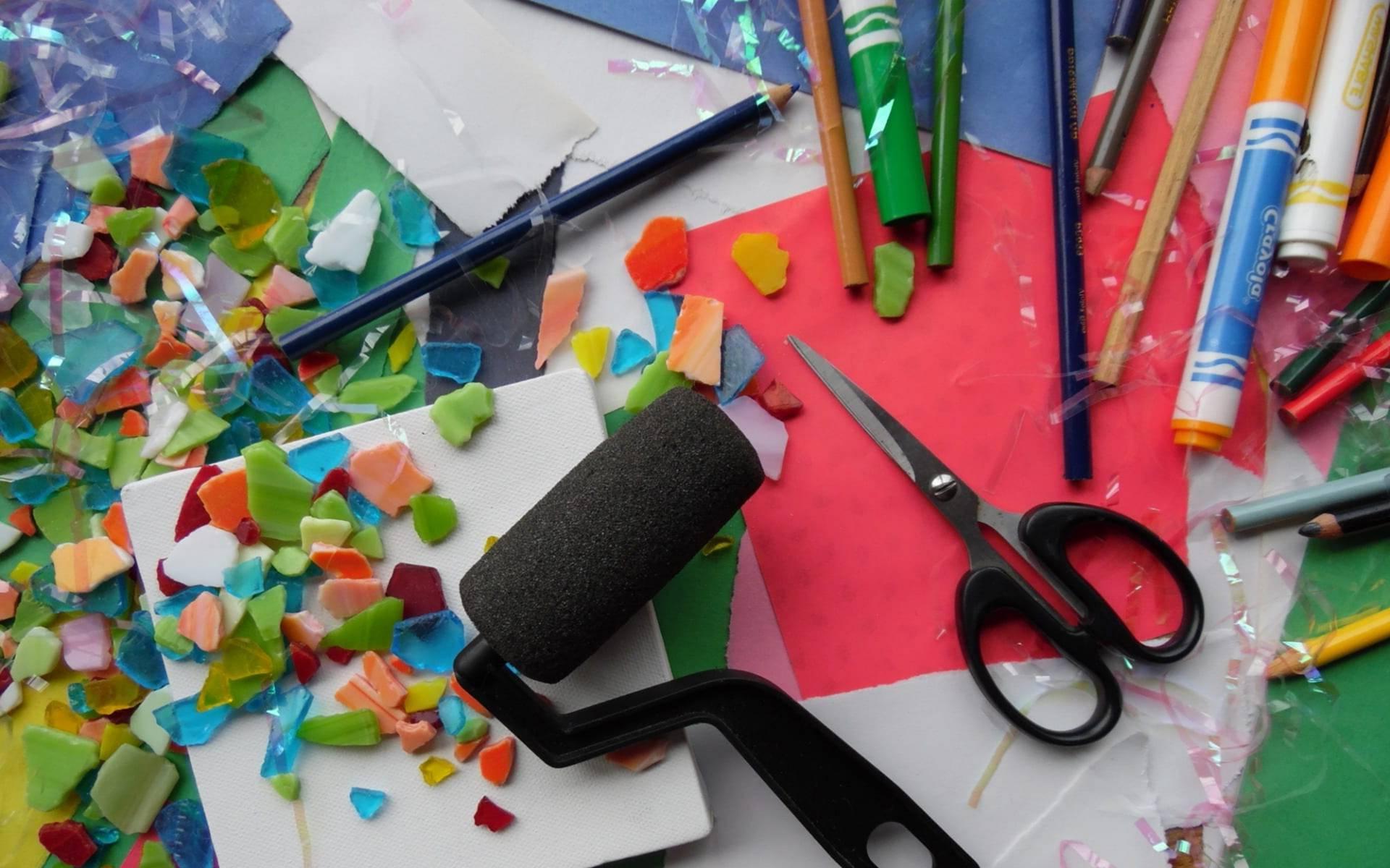 Art supplies on a table